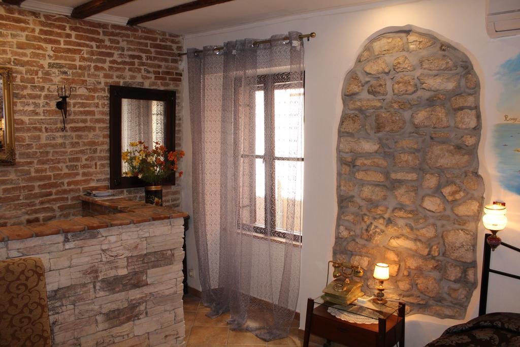 Rooms Da Angelica Old City 2 罗维尼 外观 照片