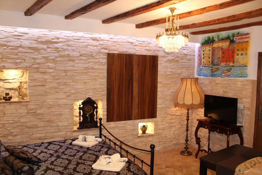 Rooms Da Angelica Old City 2 罗维尼 外观 照片